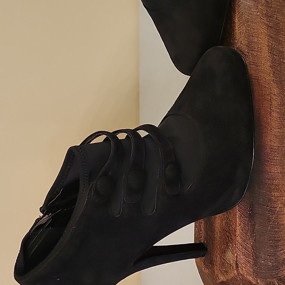 Jessica Simpson Black Booties - Picture 6 of 7